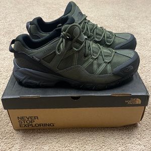 Mens Size 14 North Face Ultra Hiking Shoes- New